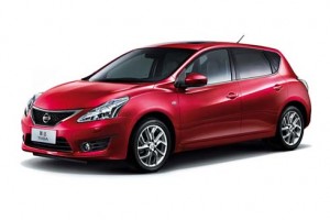 Nissan Tiida 2011 ภายนอก