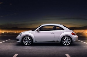 Volkswagen Beetle 2012 ด้านข้าง