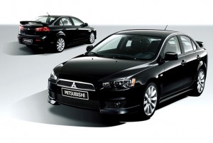 Mitsubishi Lancer-EX ด้านหน้า