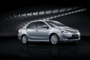 Toyota Etios Sedan ด้านข้าง