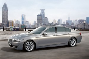 ฺฺBMW Series 5 Sedan Long Wheelbase ด้านข้าง