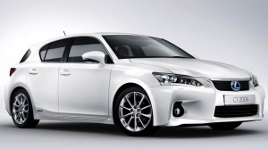 Lexus CT200h ด้านหน้า