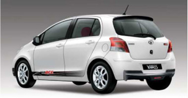 Toyota Yaris Ace ด้านหลัง