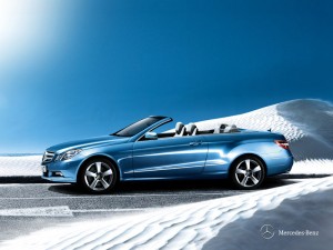 Mercedes Benz E-Class CGI BlueEFFICIENCY ด้านข้าง