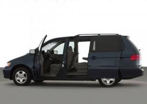 Honda Odyssey 2000 - Side Angle