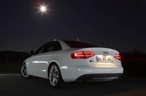 Audi S4 2012-Back