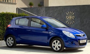 Hyundai i20 Blue 2011 - ด้านข้าง