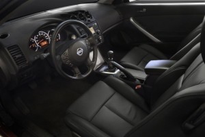 Nissan Altima 2012-Interior