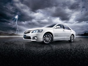 Toyota Camry Hybrid Extremo-ด้านข้าง