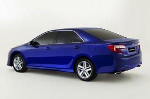 ด้านข้าง Toyota Camry Atara 2012