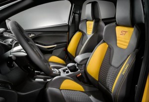 ภายใน Ford Focus ST 2012 เวอร์ชั่นสปอร์ต