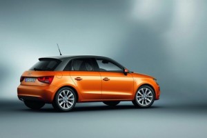 ด้านหลัง Audi A1 Sportback 2012