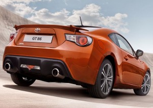 ด้านหลัง Toyota GT 86 2013