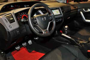 ภายใน Honda Civic Si Coupe 2012