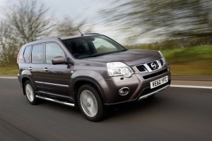 ด้านข้าง Nissan X-Trail 2012