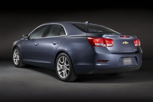 ด้านหลัง Chevrolet Malibu ECO 2013