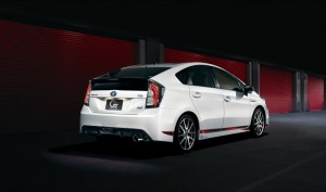 ด้านหลัง Toyota Prius G-s