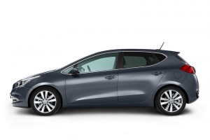 ด้านข้าง Kia Cee'd 2012