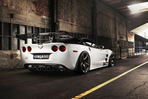 ด้านหลัง Chevrolet Corvette ZR1 Triple X