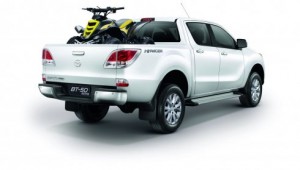 ด้านหลัง Mazda BT-50 Pro