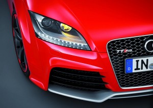 ด้านหน้า 2012 Audi TT-RS Plus