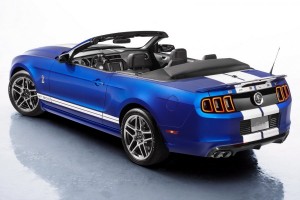 ด้านหลัง Ford Shelby GT500 Convertible 2013