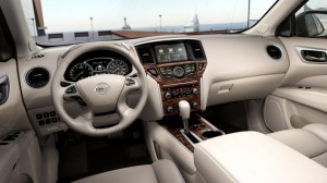 ภายใน Nissan Pathfinder