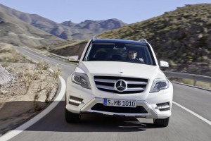 ด้านหน้า 2013 Mercedes Benz GLK-Class