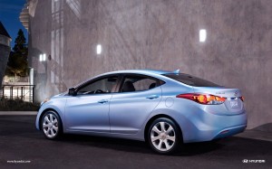 ด้านหลัง 2012 Hyundai Elantra