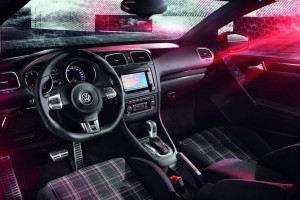 ภายใน Volkswagen Golf GTI Cabriolet