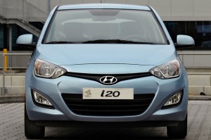 ด้านหน้า 2013 Hyundai i20