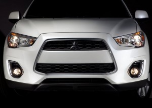 ด้านหน้า 2013 Mitsubishi Outlander Sport