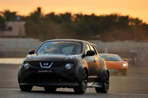 ด้านหน้า Nissan Juke-R - 02