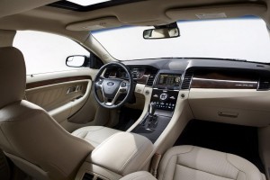 ภายใน 2013 Ford Taurus