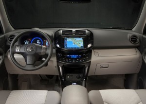 ภายใน 2013 Toyota RAV4 EV