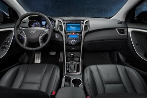 ภายใน 2013 Hyundai Elantra GT