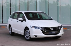 ดีไซน์ภายนอกด้านหน้า Honda Odyssey