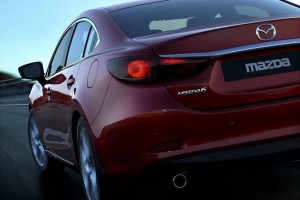 ด้านหลัง 2014 Mazda6 Sedan