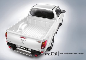 ด้านหลัง Mitsubishi Triton Mega Cab Plus