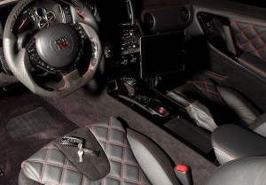 ภายใน Nissan GT-R Red Katana