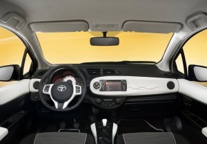 ภายใน Toyota Yaris Trend 2013