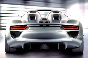 ด้านหลัง Porsche 918 Spyder 