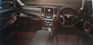 ภายใน Toyota Crown 2013