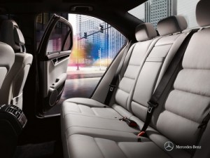 ภายใน Mercedes-Benz C-Class 2012