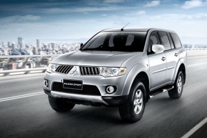 mitsubishi pajero sport 2013