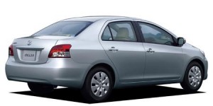 ด้านหลัง Toyota Belta 2012