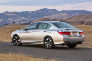 Honda-Accord-Plug-in-Hybrid-Side