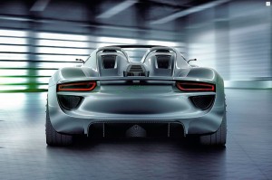 ด้านหลัง Porsche 918 Spyder