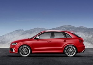 2014-Audi-RS-Q3-Side