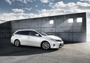 Toyota Auris Touring Sports 2013 - 01